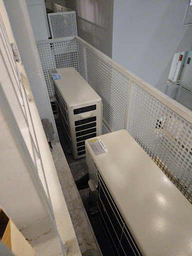 Review photo 4 of 4